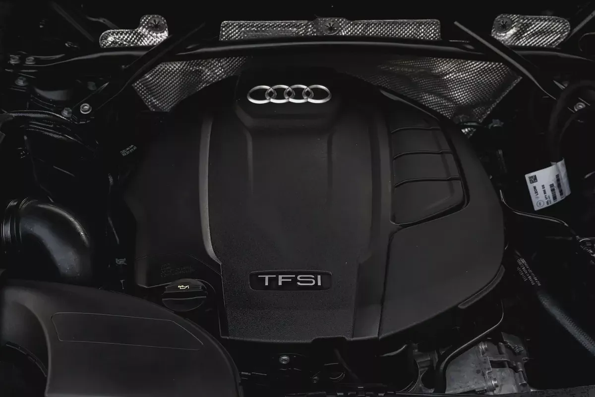 3,428 P.M |  Q5 S-line | 0% Downpayment | Audi Warranty-13-13