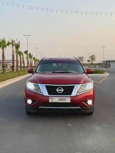 Nissan Pathfinder SL 2014 | Excellent Condition | Sunroof | Leather Seats-0
