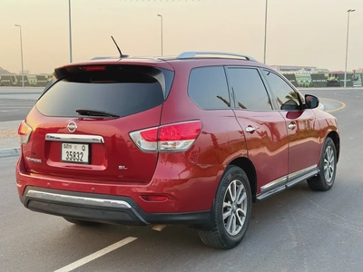 Nissan Pathfinder SL 2014 | Excellent Condition | Sunroof | Leather Seats-4