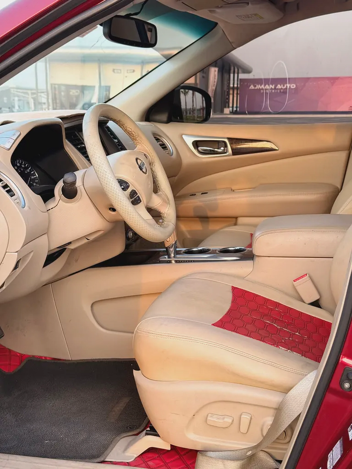 Nissan Pathfinder SL 2014 | Excellent Condition | Sunroof | Leather Seats-6-6