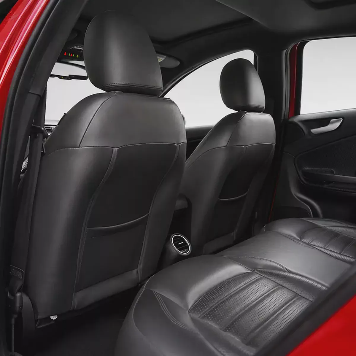 AED 727 P.M • 0% Downpayment •  Alfa Romeo Giulietta Veloce • 1 Year Warranty-9-9