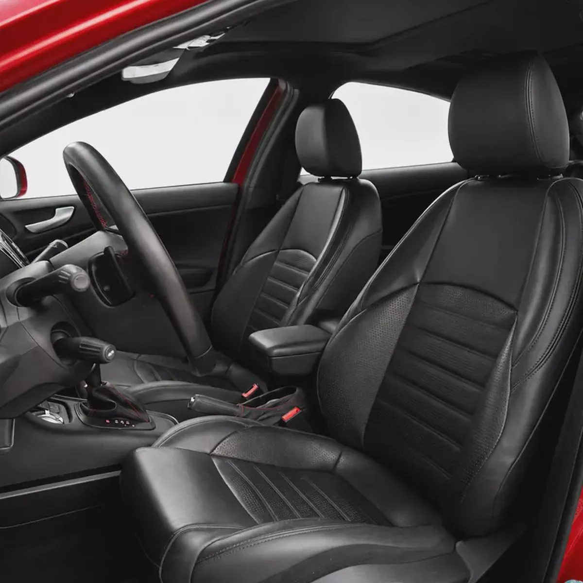 AED 727 P.M • 0% Downpayment •  Alfa Romeo Giulietta Veloce • 1 Year Warranty-8-8