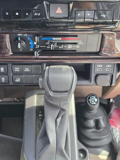TOYOTA LAND CRUISER 79 SINGLE CAB LX V6-5