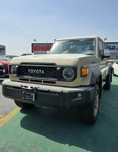 TOYOTA LAND CRUISER 79 SINGLE CAB LX V6-7