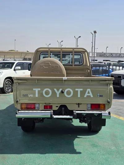 TOYOTA LAND CRUISER 79 SINGLE CAB LX V6-8