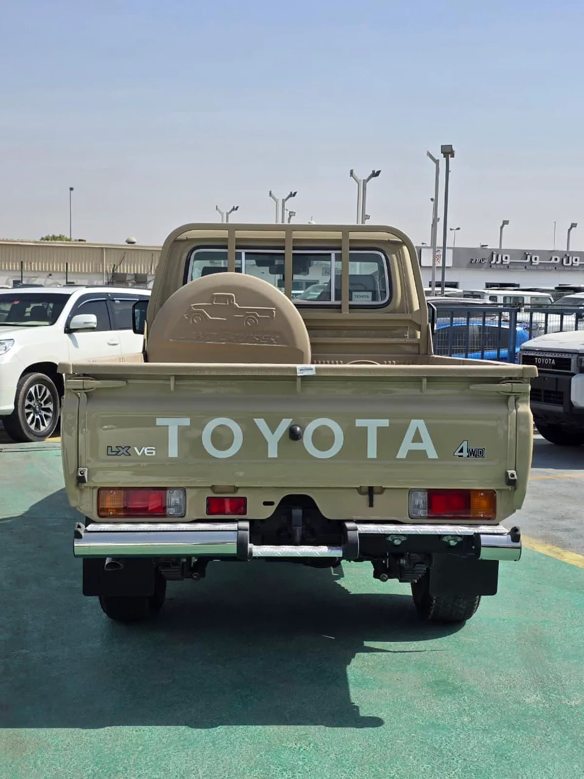TOYOTA LAND CRUISER 79 SINGLE CAB LX V6-8-8