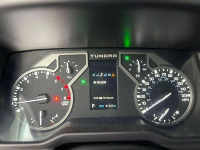 Toyota Tundra 2024 Toyota Tundra Crewmax SR - X Series - 3.4L V6 - AWD 4x4 - Rear Camera - Leather Seat --17