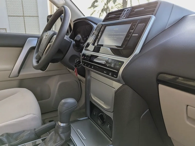 Toyota Prado 2023 V4 2.7L GCC Specs - Immaculate Condition-5