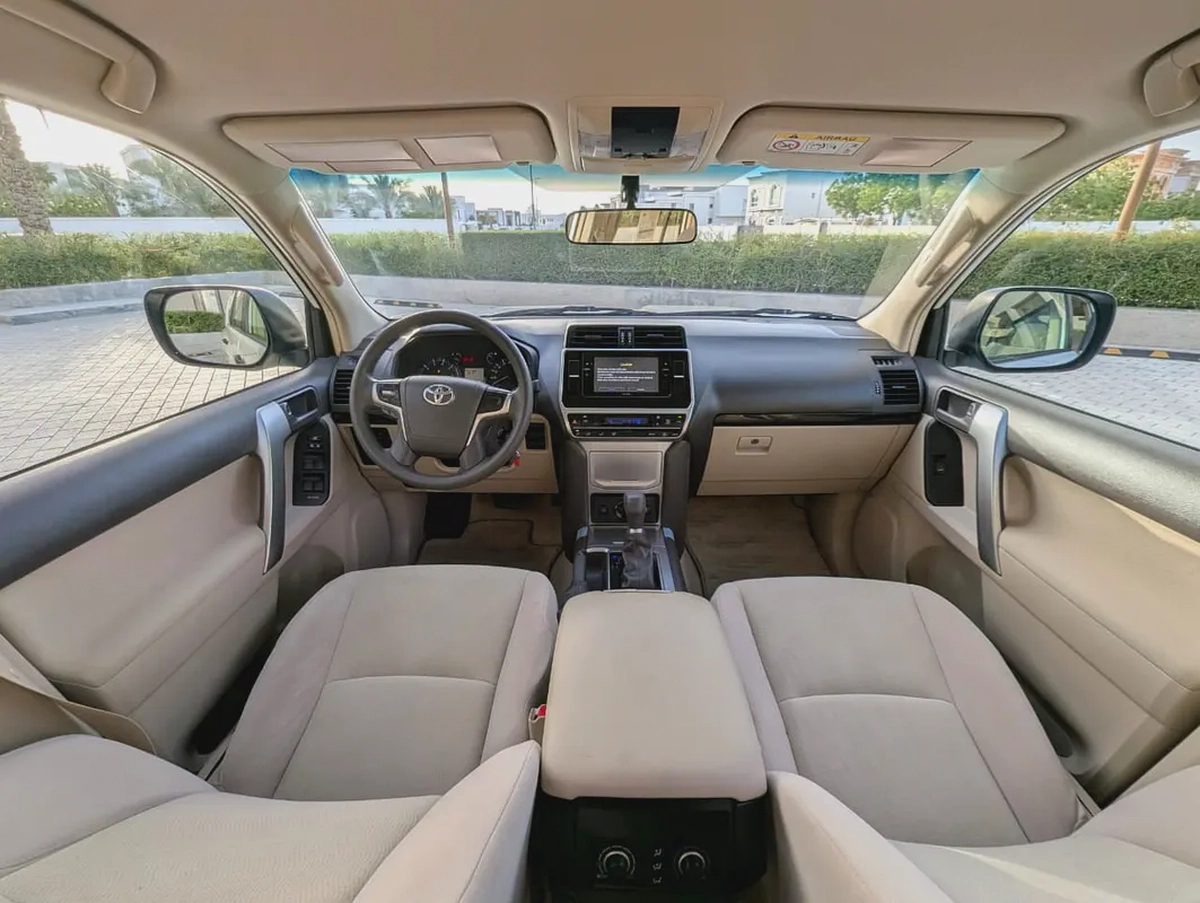 Toyota Prado 2023 V4 2.7L GCC Specs - Immaculate Condition