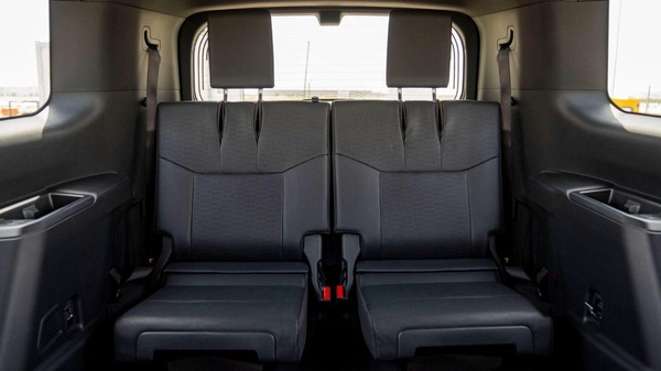 Toyota Prado FULL OPTION  2.8 L