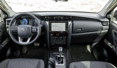 Toyota Fortuner EXR FORTUNER 2.4L DIESEL 2025-7