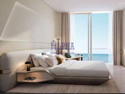 Seaside Splendor: 3-Bedroom Oceano Residence for Sale-8