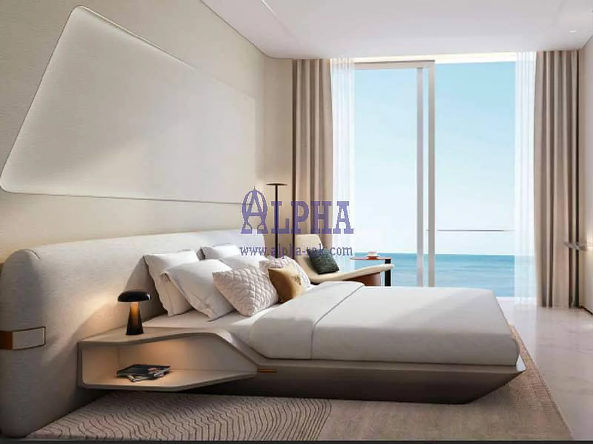 Seaside Splendor: 3-Bedroom Oceano Residence for Sale-8-8