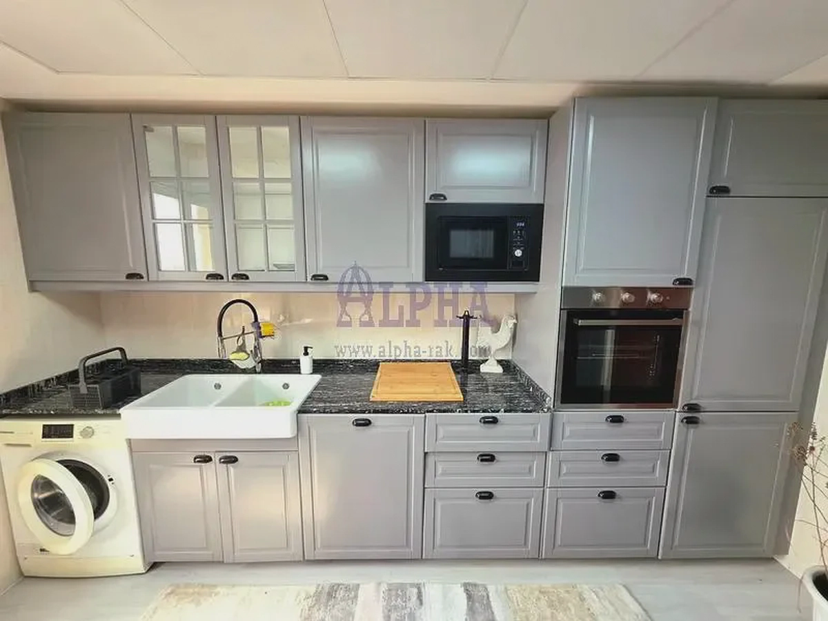 Fantastic | Fully furnished & upgraded | High floor-4-4