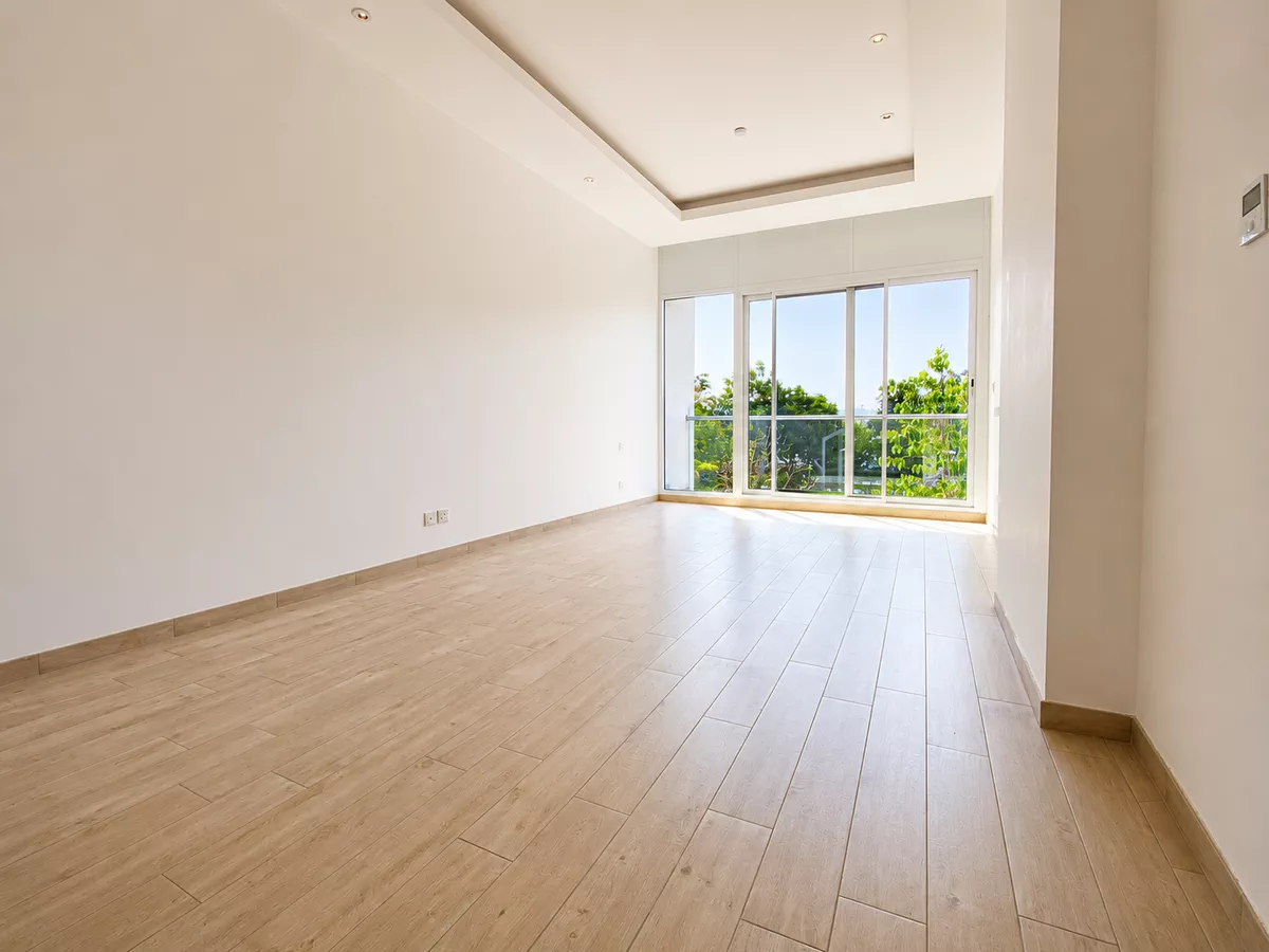 Immaculate Unit | Brand New | Luxury 4 BHK-1-1