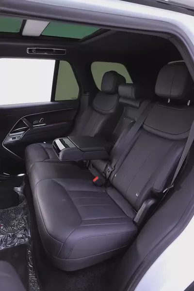RANGE ROVER V6 P400 - 2025 LIKE NEW-13