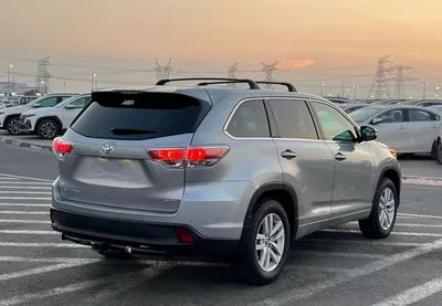 Toyota Highlander LE 2016 Toyota Highlander MidOption -3.5L - V6 - Rear  Camera - AWD 4x4 - Leather Seat -  7 seater-6