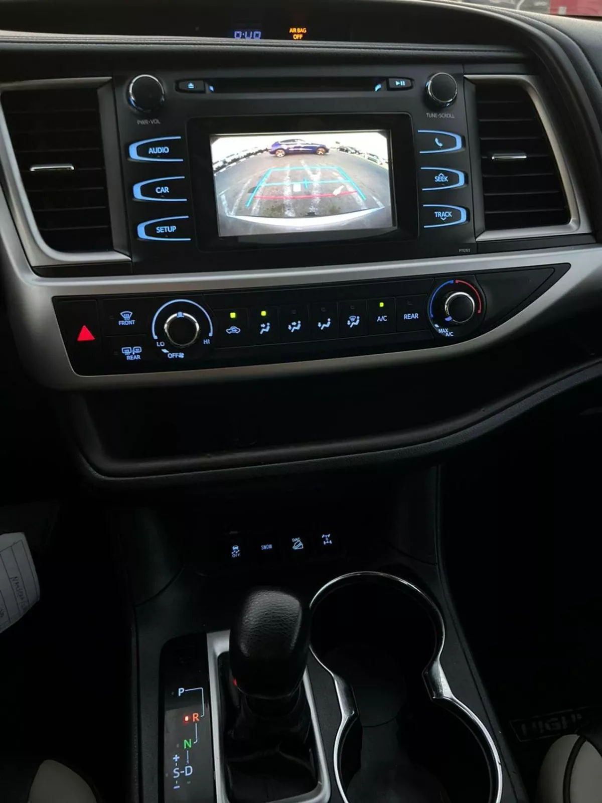Toyota Highlander LE 2016 Toyota Highlander MidOption -3.5L - V6 - Rear  Camera - AWD 4x4 - Leather Seat -  7 seater-17-0