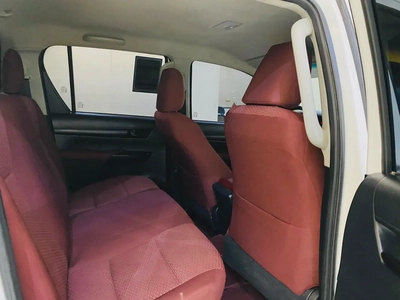 Toyota Hilux Double Cab DLX 2.4 L GCC Diesel 6-15