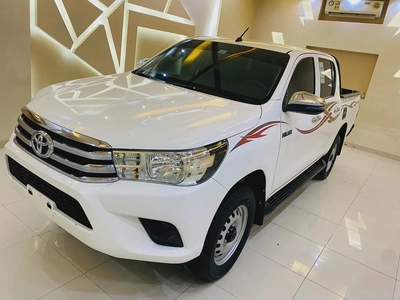 Toyota Hilux Double Cab DLX 2.4 L GCC Diesel 6-3