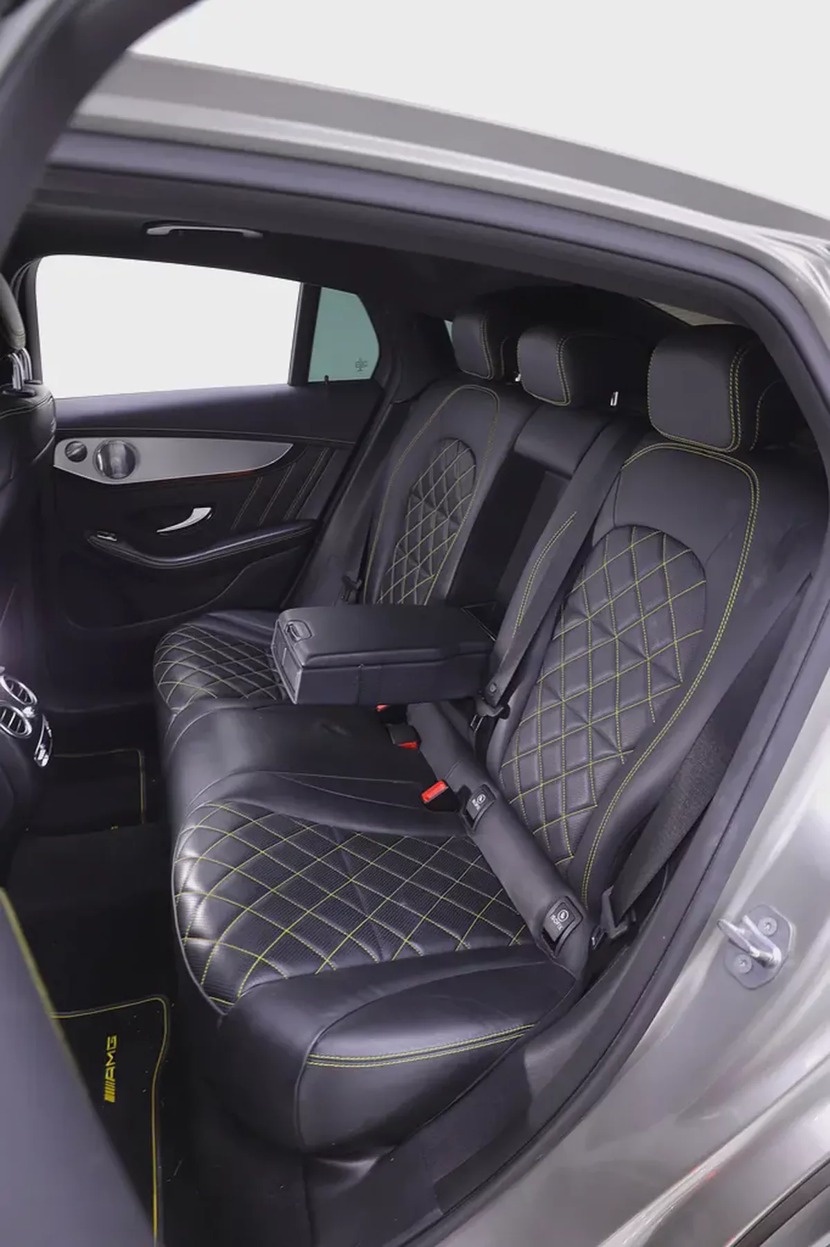 GLC 63s AMG GCC EDITION 1 + FULL CARBON + FULLY LOADED-10-10