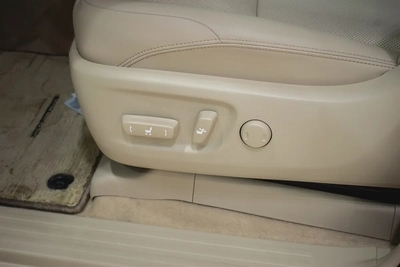 Toyota Prado Limited 2023 GCC Specs ll 0km ll V6-12