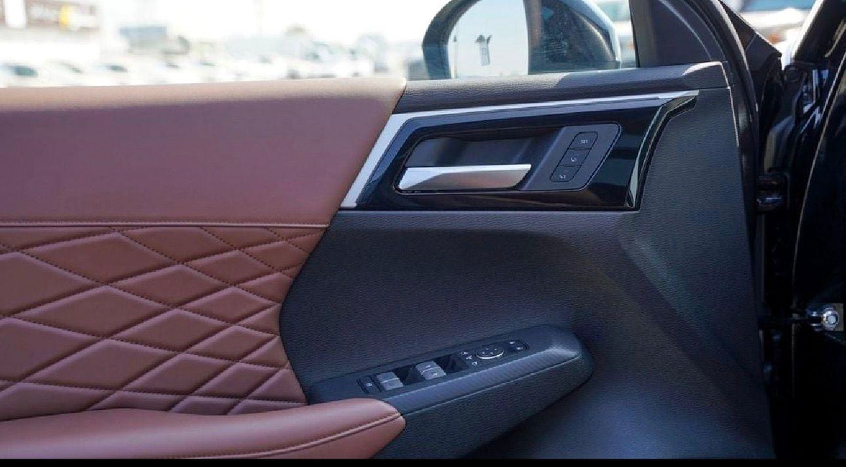New 2026 Mitsubishi Outlander – Black-7-7