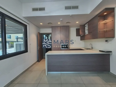 🔥 Exclusive Unit || Community 4-Bedroom Corner || For Rent 🔥-16