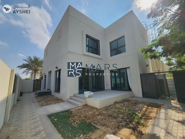 🔥 Exclusive Unit || Community 4-Bedroom Corner || For Rent 🔥