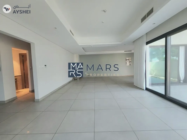 🔥 Exclusive Unit || Community 4-Bedroom Corner || For Rent 🔥