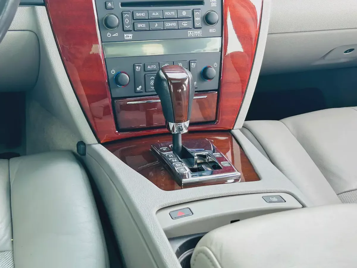 CADILLAC STS | 2006 | LOW MILEAGE CLEAN CAR FRESH JAPAN IMPORT-10-10