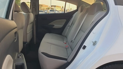 NISSAN SUNNY 1.5L - GCC SPECS - UNDER WARRANTY - FULL SERVICE HISTORY - ACCIDENT FREE --10