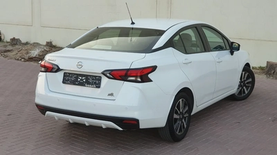 NISSAN SUNNY 1.5L - GCC SPECS - UNDER WARRANTY - FULL SERVICE HISTORY - ACCIDENT FREE --3