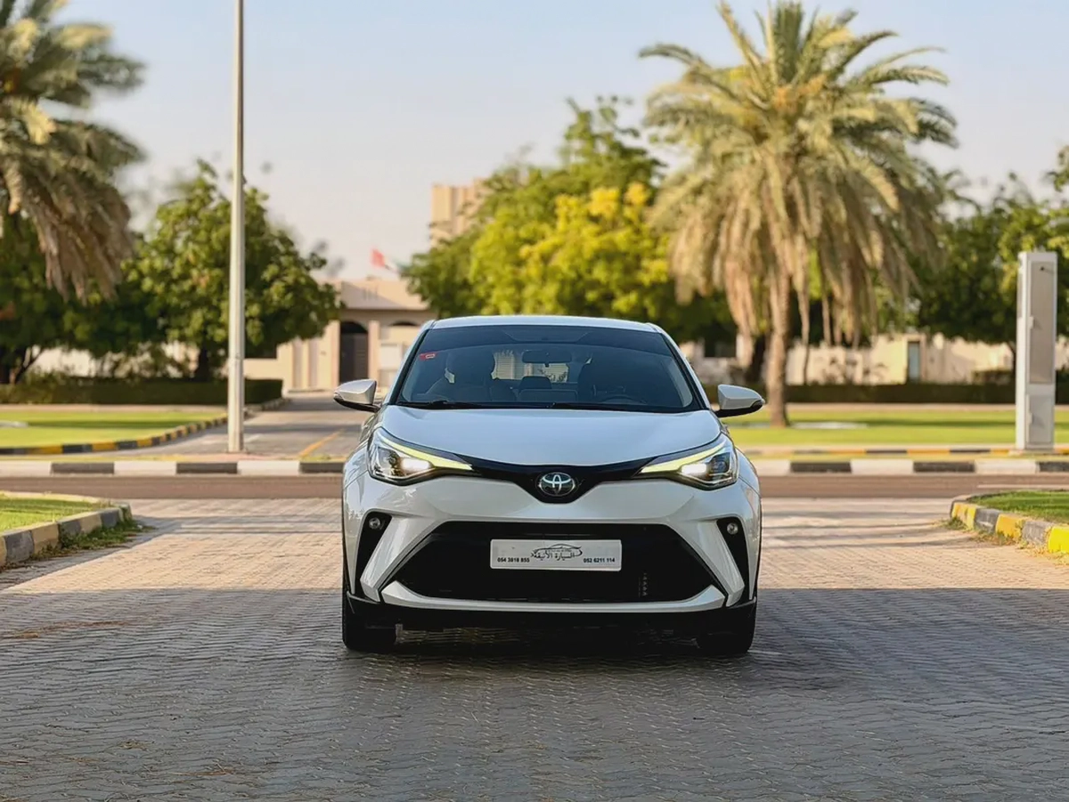 Toyota C-HR 2022 GCC Specs - Low Mileage  Pristine Condition-2-2