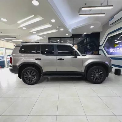 2025 Toyota Land Cruiser Prado hybrid-3