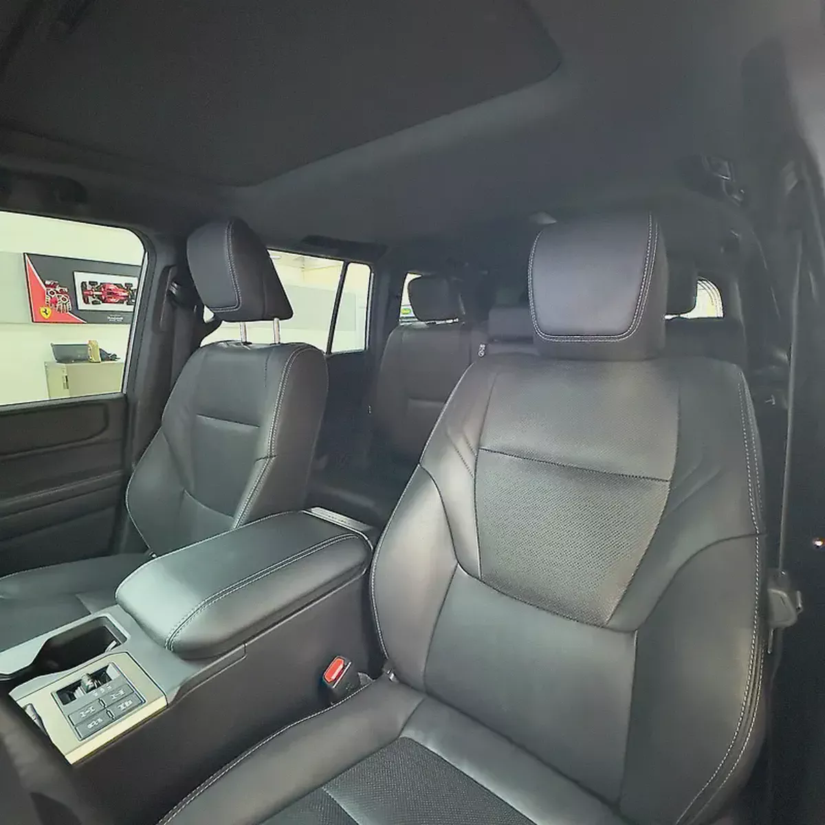 2025 Toyota Land Cruiser Prado hybrid-8-8