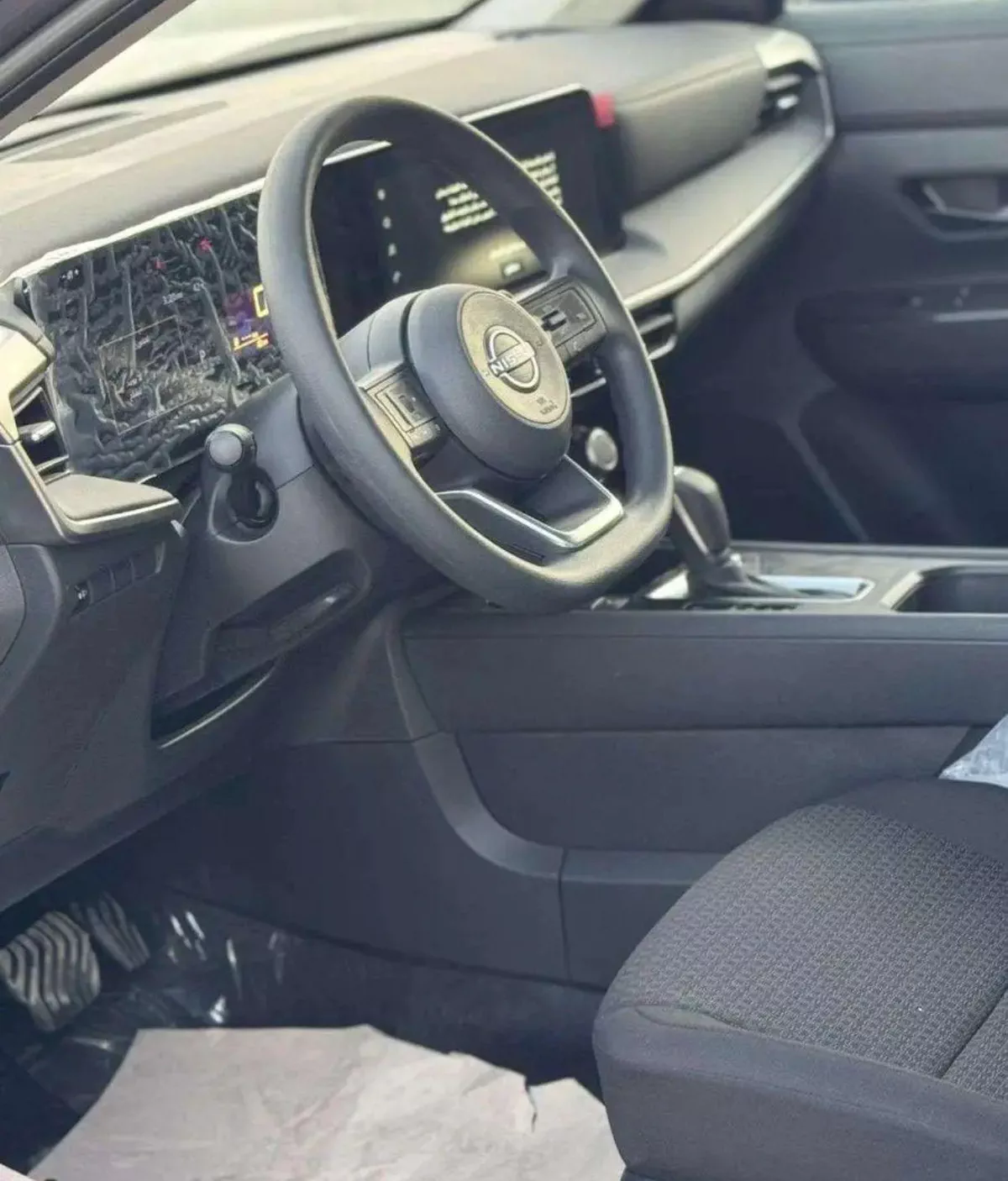 NISSAN KICKS 2.0L PETROL 2026 – GREY EXTERIOR-1-1