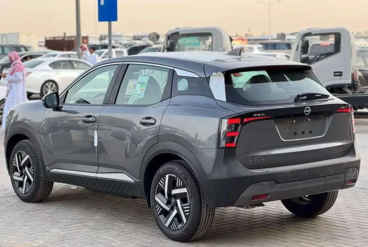 NISSAN KICKS 2.0L PETROL 2026 – GREY EXTERIOR-4-4