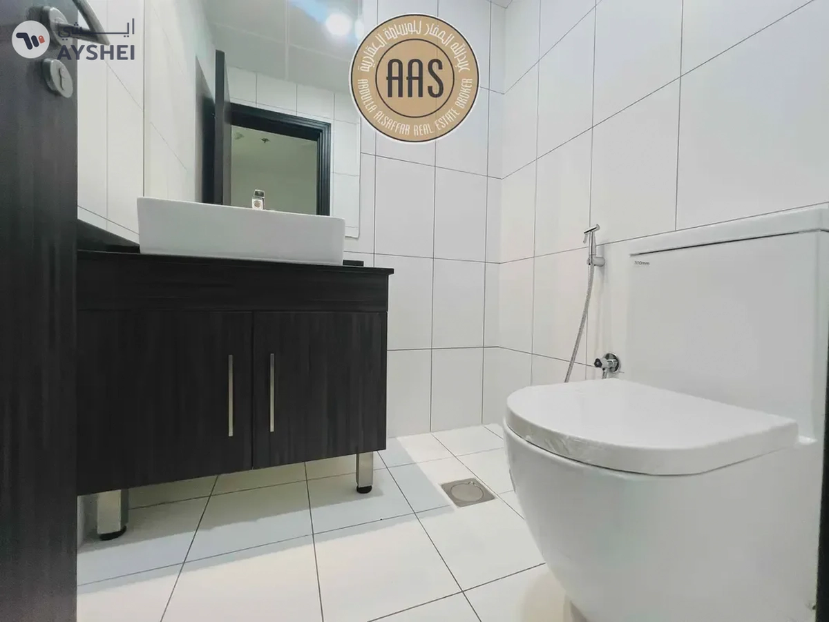 No commission huge size 2bhk with Storeroom || rent 100k || all amenities || arjan dubai-14-14