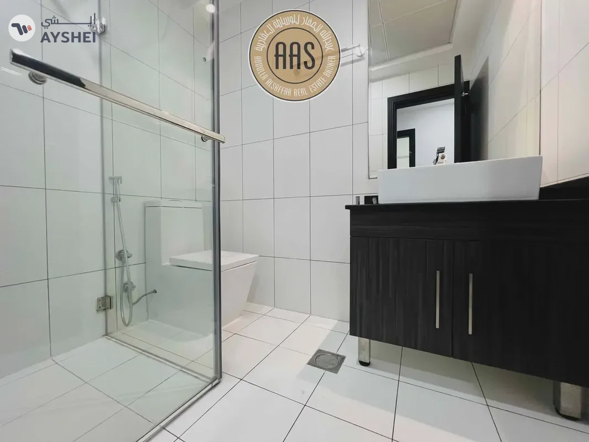 No commission huge size 2bhk with Storeroom || rent 100k || all amenities || arjan dubai-8-8