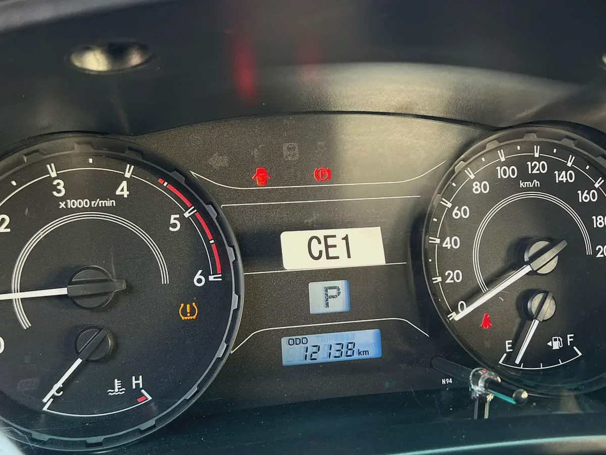2024 | Toyota Hilux | Full Automatic | 4X4 | Diesel | Ref#873-6-6