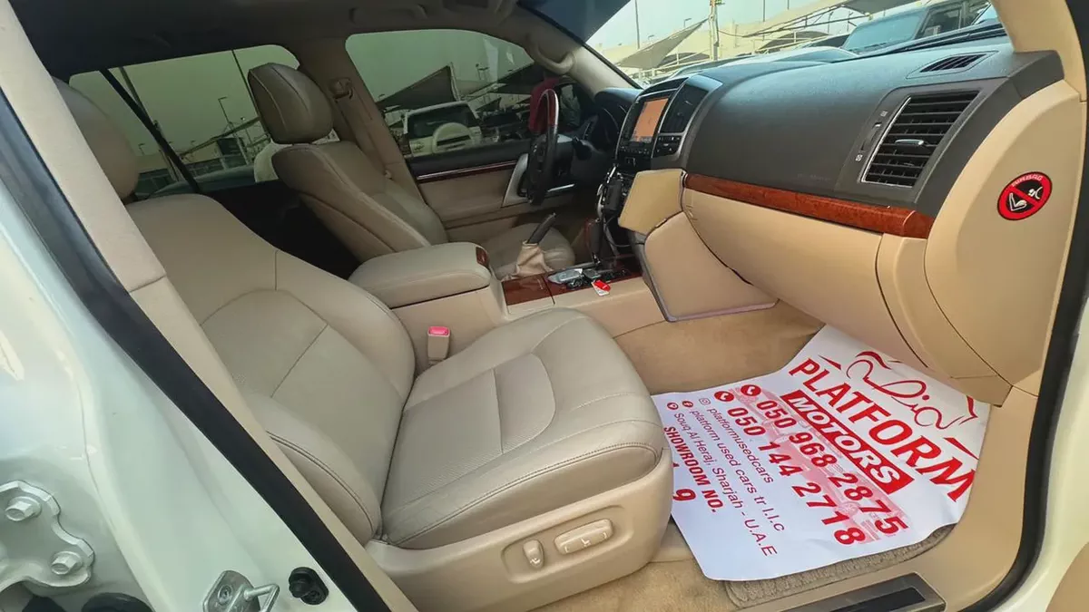 Toyota Landcruiser VXR 2014 | Gcc specs | Original paint-12-12