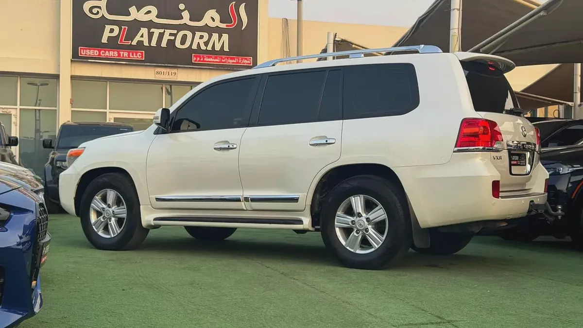 Toyota Landcruiser VXR 2014 | Gcc specs | Original paint-3-3