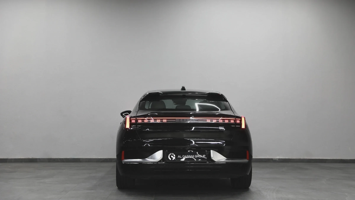 Zeekr 001