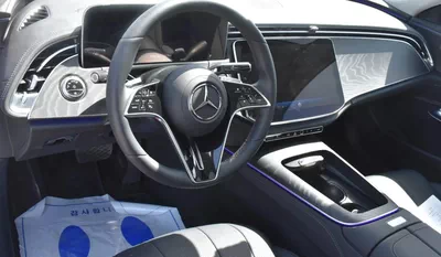 MERCEDES BENZ E200 2025 | WHITE-5