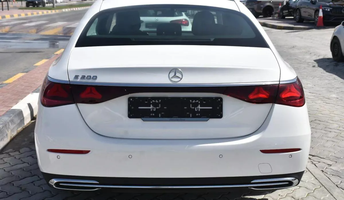 MERCEDES BENZ E200 2025 | WHITE-11-11