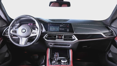 BMW X6 M50i-GCC-High Specifications-BMW warranty and service till 09/2026-M Sport Package-9