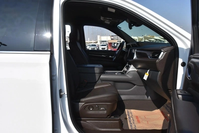 GMC YUKON DENALI 4WD 2023 | WHITE-7