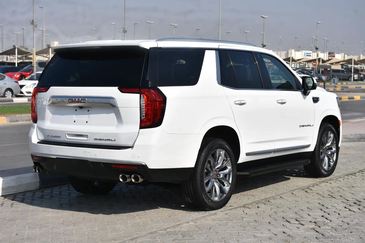 GMC YUKON DENALI 4WD 2023 | WHITE-21-21