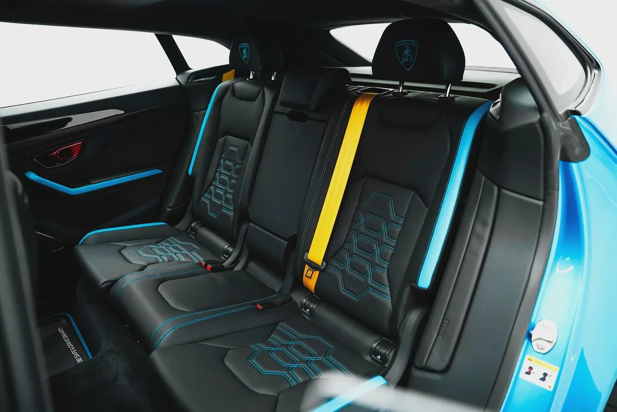 2025 LAMBORGHINI URUS SE-16-16